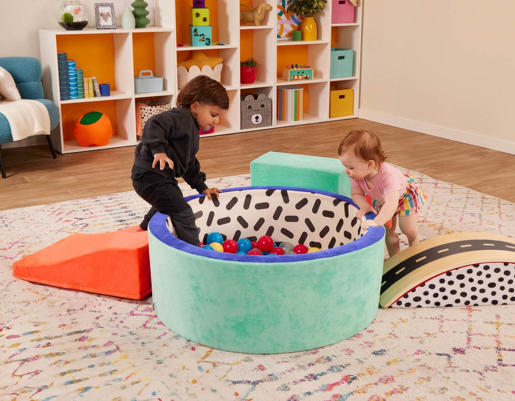 Hop In Ball Pit