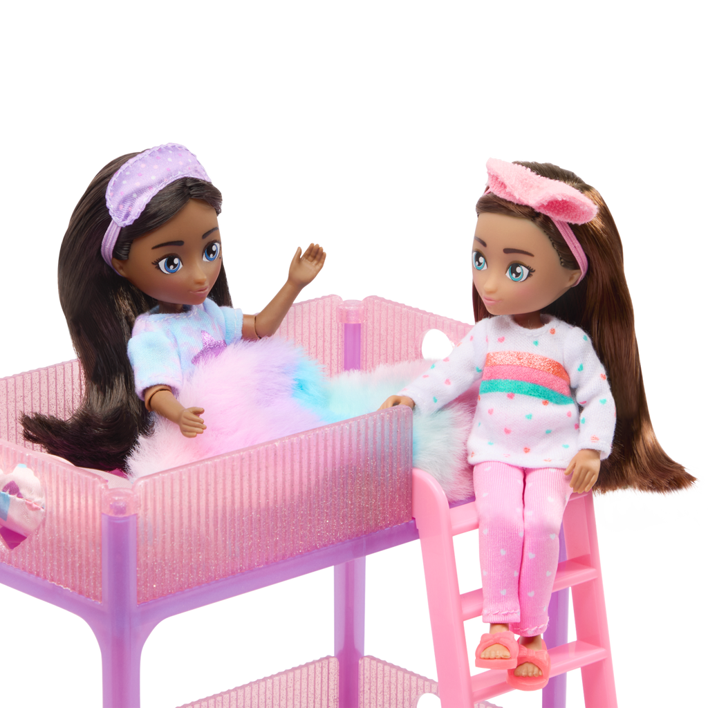 Mia and Zoe
